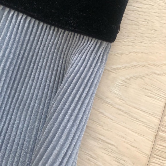 ZARA Pleated Culottes Trousers Cropped Pants - Picture 9 of 16